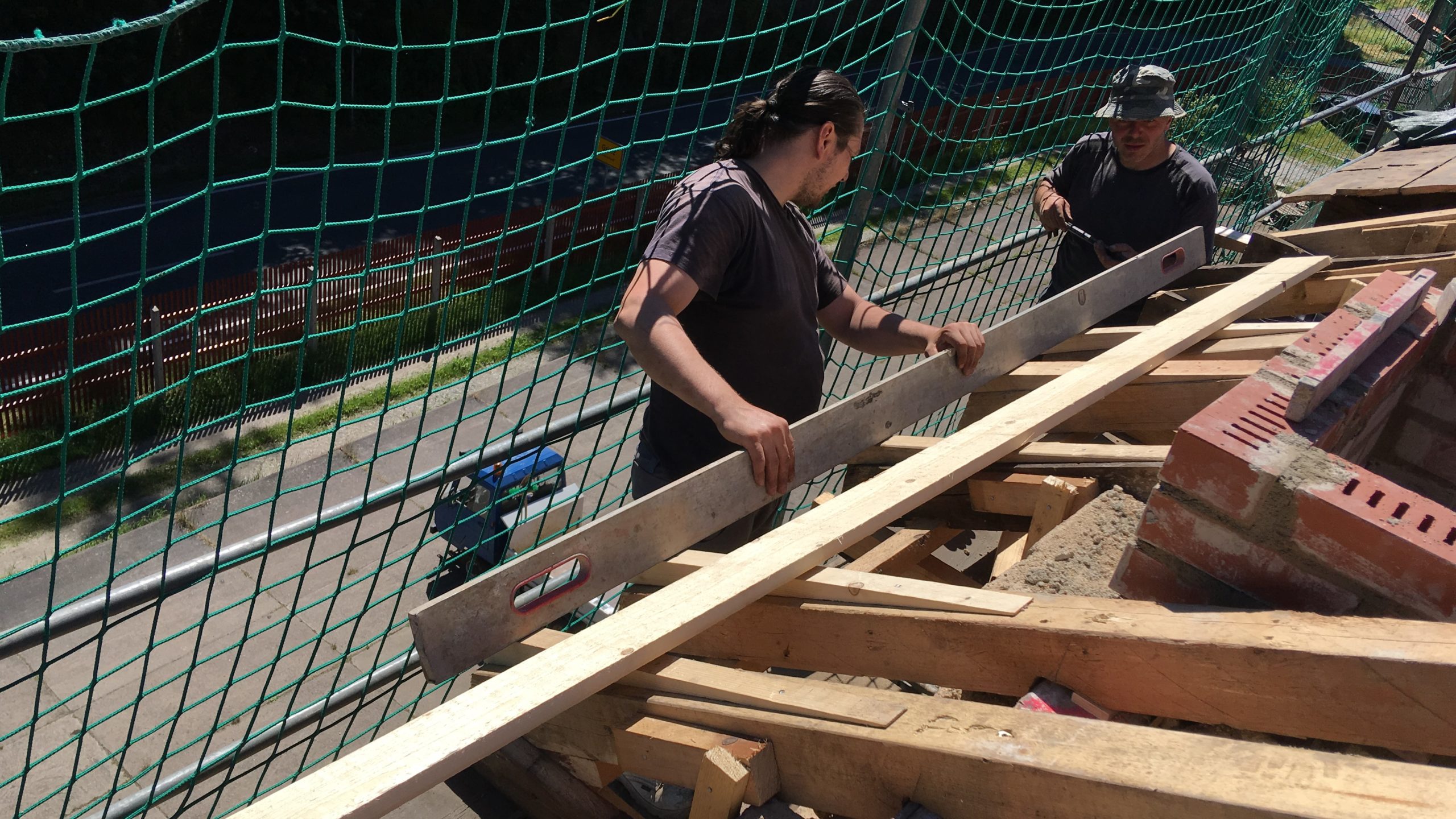 Unterm Dach spielt die Musik II